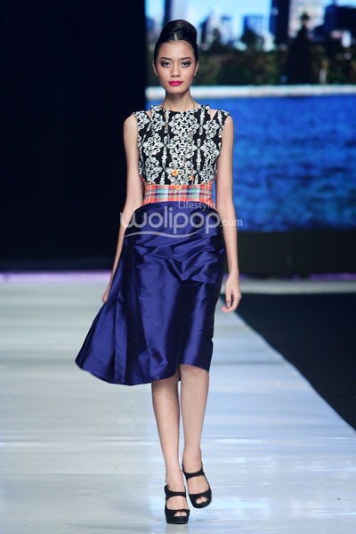 Jakarta, Indonesia - 22 Oktober. Oki Wong Muse. Jakarta Fashion Week 2014 at Senayan City. 22 Oktober 2013. Jakarta. [Foto: Mohammad Abduh/Wolipop]