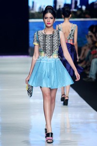 Jakarta, Indonesia - 22 Oktober. Oki Wong Muse. Jakarta Fashion Week 2014 at Senayan City. 22 Oktober 2013. Jakarta. [Foto: Mohammad Abduh/Wolipop]