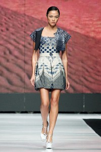 Jakarta, Indonesia - 22 Oktober. Misan Kopaka Ethnic Luxury. Jakarta Fashion Week 2014 at Senayan City. 22 Oktober 2013. Jakarta. [Foto: Mohammad Abduh/Wolipop]