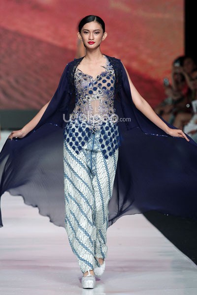 Jakarta, Indonesia - 22 Oktober. Misan Kopaka Ethnic Luxury. Jakarta Fashion Week 2014 at Senayan City. 22 Oktober 2013. Jakarta. [Foto: Mohammad Abduh/Wolipop]