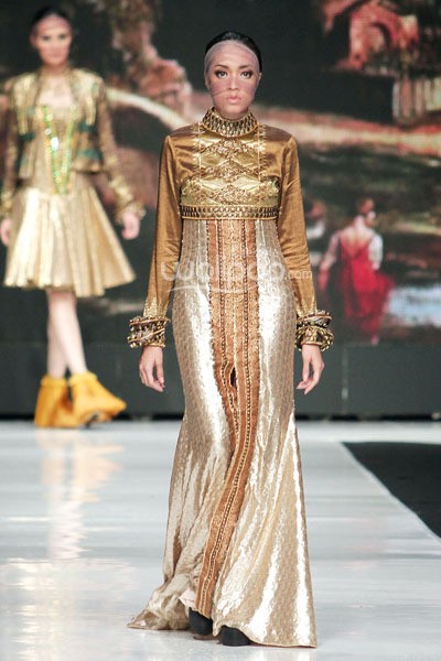 Jakarta, Indonesia - 22 Oktober. Fomalhaut Zamel Byzansation. Jakarta Fashion Week 2014 at Senayan City. 22 Oktober 2013. Jakarta. [Foto: Mohammad Abduh/Wolipop]