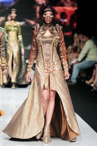 Jakarta, Indonesia - 22 Oktober. Fomalhaut Zamel Byzansation. Jakarta Fashion Week 2014 at Senayan City. 22 Oktober 2013. Jakarta. [Foto: Mohammad Abduh/Wolipop]