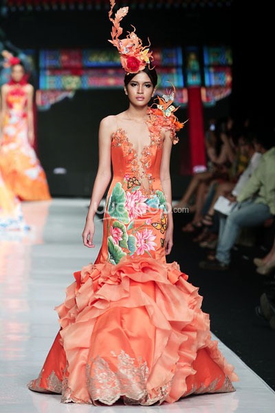 Jakarta, Indonesia - 22 Oktober. Geraldus Sugeng Mythperial. Jakarta Fashion Week 2014 at Senayan City. 22 Oktober 2013. Jakarta. [Foto: Mohammad Abduh/Wolipop]