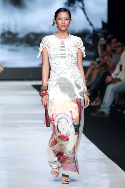 Jakarta, Indonesia - 22 Oktober. Fuji Tjandra Asia Syndrome. Jakarta Fashion Week 2014 at Senayan City. 22 Oktober 2013. Jakarta. [Foto: Mohammad Abduh/Wolipop]