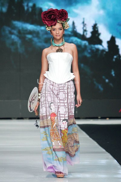 Jakarta, Indonesia - 22 Oktober. Fuji Tjandra Asia Syndrome. Jakarta Fashion Week 2014 at Senayan City. 22 Oktober 2013. Jakarta. [Foto: Mohammad Abduh/Wolipop]