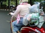 Gaya Ibu Muda Belanja Bulanan