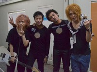 Giring dan Ariel bersama band asal Jepang, SCREW. (dok. Musica)
