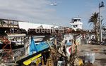 Bandara  Tacloban Luluh Lantak