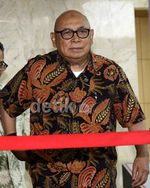 Soeripto Diperiksa untuk Maria Elisabeth