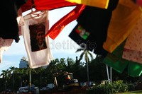 Nantinya taman ini akan ditanami rumput dan bunga.