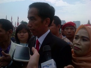 Jembatan di Kalideres Ambles, Jokowi: Dibuat Tahun Berapa Itu?