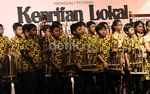 Siswa SD Unjuk Kebolehan Bermain Angklung