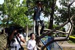 Serba-serbi Wartawan Meliput Bencana Topan di Filipina