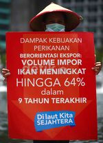 Nelayan Demo Peringati Hari Perikanan Sedunia