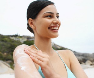 Selain SPF, Wanita Indonesia Butuh Tabir Surya yang Mengandung PA++