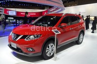 X-Trail memiliki panjang 4.640 mm, lebar 1.820 mm, dan tinggi 1.715 mm.
