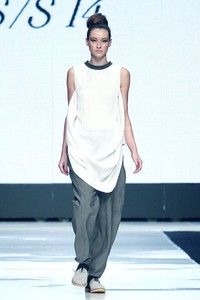 Jakarta, Indonesia - 22 Oktober. Kle by Kleting Insurgency. Jakarta Fashion Week 2014 at Senayan City. 22 Oktober 2013. Jakarta. [Foto: Mohammad Abduh/Wolipop]