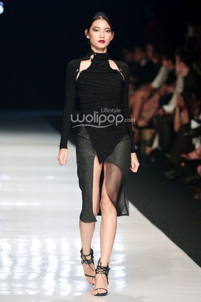 Jakarta, Indonesia - 22 Oktober. Harry Halim VENA. Jakarta Fashion Week 2014 at Senayan City. 22 Oktober 2013. Jakarta. [Foto: Mohammad Abduh/Wolipop]