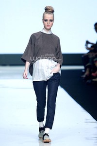 Jakarta, Indonesia - 22 Oktober. Kle by Kleting Insurgency. Jakarta Fashion Week 2014 at Senayan City. 22 Oktober 2013. Jakarta. [Foto: Mohammad Abduh/Wolipop]