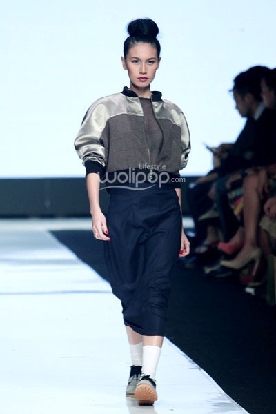 Jakarta, Indonesia - 22 Oktober. Kle by Kleting Insurgency. Jakarta Fashion Week 2014 at Senayan City. 22 Oktober 2013. Jakarta. [Foto: Mohammad Abduh/Wolipop]