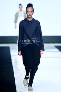 Jakarta, Indonesia - 22 Oktober. Kle by Kleting Insurgency. Jakarta Fashion Week 2014 at Senayan City. 22 Oktober 2013. Jakarta. [Foto: Mohammad Abduh/Wolipop]