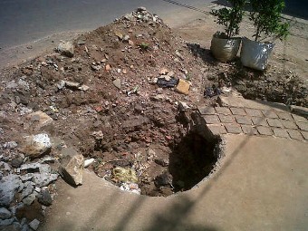 Lubang Misterius di Jalan Suprapto Cempaka Putih Pernah Memakan Korban