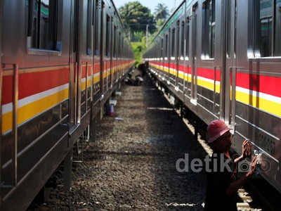 Kereta dari Jepang Dibenahi