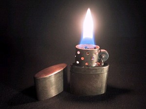 Kisah Cling Pemantik Legendaris Zippo