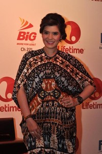 Ini dia gaun bergaya etnik ala Carissa Putri. Noel/detikHOT.