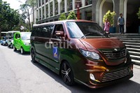 Mobil listrik Gendhis dengan bentuk yang lebih besar dan mampu menampung 8 orang penumpang.