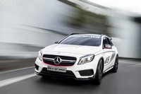 Ini dia Mercy GLA 45 AMG. (dok Mercedes Benz).