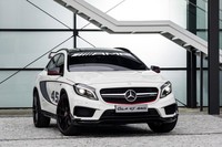 GLA 45 AMG adalah mobil konsep SUV crossover yang memiliki desain sangat agresif seiring perubahan DNA pada Mercy. (dok Mercedes Benz).