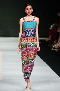 Jakarta, Indonesia - 22 Oktober 2013. Oscar Lawalata I am Indonesian. Jakarta Fashion Week 2014 at Senayan City. Jakarta. [Foto: Mohammad Abduh/Wolipop]