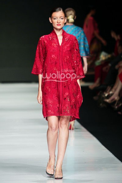 Jakarta, Indonesia - 22 Oktober 2013. Oscar Lawalata I am Indonesian. Jakarta Fashion Week 2014 at Senayan City. Jakarta. [Foto: Mohammad Abduh/Wolipop]