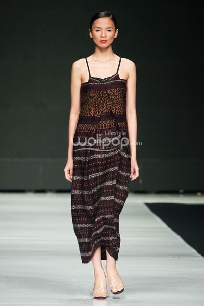 Jakarta, Indonesia - 22 Oktober 2013. Oscar Lawalata I am Indonesian. Jakarta Fashion Week 2014 at Senayan City. Jakarta. [Foto: Mohammad Abduh/Wolipop]