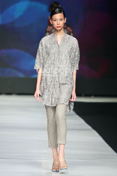 Jakarta, Indonesia - 22 Oktober 2013. Oscar Lawalata I am Indonesian. Jakarta Fashion Week 2014 at Senayan City. Jakarta. [Foto: Mohammad Abduh/Wolipop]