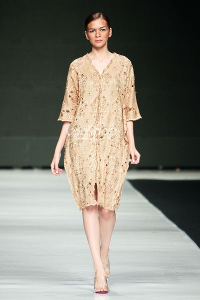 Jakarta, Indonesia - 22 Oktober 2013. Oscar Lawalata I am Indonesian. Jakarta Fashion Week 2014 at Senayan City. Jakarta. [Foto: Mohammad Abduh/Wolipop]