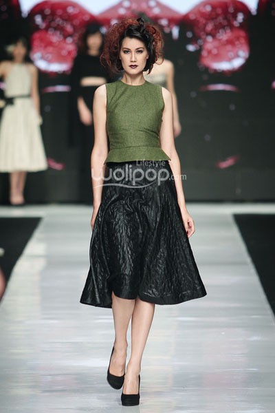 Jakarta, Indonesia - 23 Oktober 2013. Rinda Salmun, Hair Do by Irwan Doke It Girl of Fashion. Jakarta Fashion Week 2014 at Senayan City. Jakarta. [Foto: Mohammad Abduh/Wolipop]