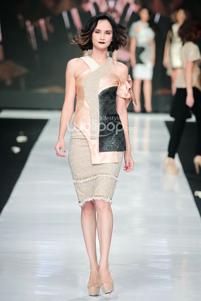 Jakarta, Indonesia - 23 Oktober 2013. Rinda Salmun, Hair Do by Irwan Doke It Girl of Fashion. Jakarta Fashion Week 2014 at Senayan City. Jakarta. [Foto: Mohammad Abduh/Wolipop]