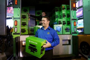     Xbox One sendiri merupakan konsol game ketiga besutan Microsoft, setelah sebelumnya Xbox 360 yang dirilis tahun 2005 dan Xbox Original pada tahun 2001. (kredit foto: gettyimages)