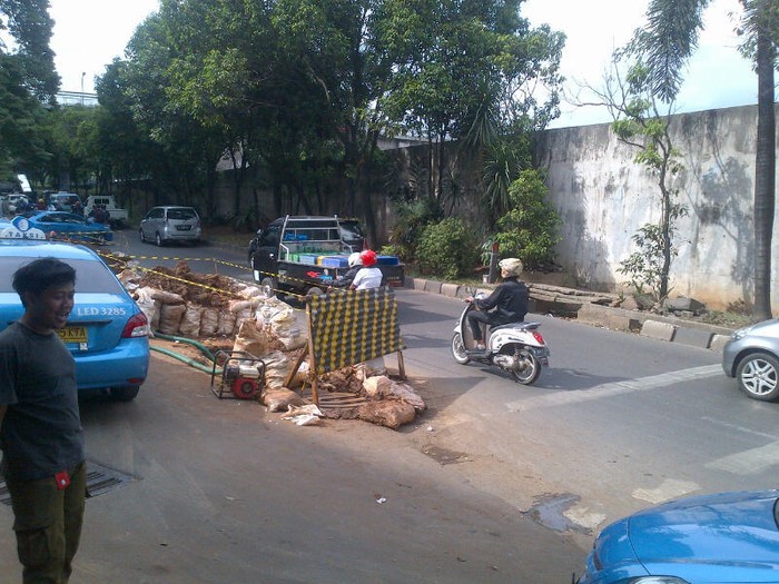 Tegangnya Kejar-kejaran Polisi dan Pencuri di TB Simatupang