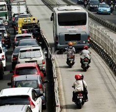 254 Penerobos Busway Ditilang, Total Denda Bisa Capai Rp 127 Juta
