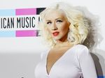 Christina Aguilera Makin Hot