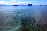 Menikmati Keindahan Bunaken