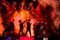 EXO membara di MAMA 2013. (MAMA 2013)