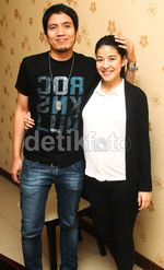 Istri Hamil 5 Bulan, Desta Jadi Lebih Kalem