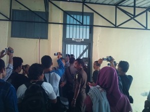 Sekeluarga Dihukum 6-8 Tahun karena Cabuli Bocah, Mengamuk Usai Vonis