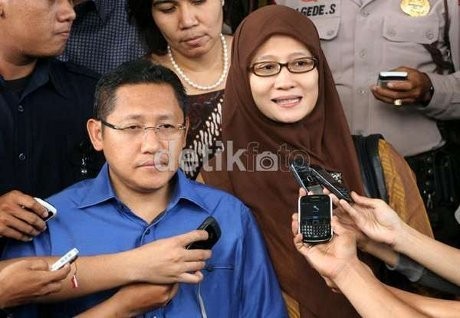 Athiyyah Istri Anas Penuhi Panggilan KPK