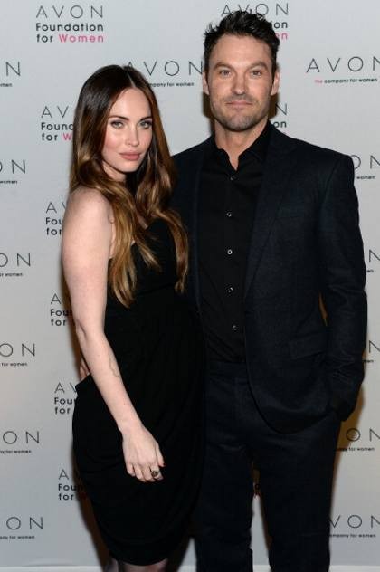 Suami Megan, aktor Brian Austin Green, juga ikut hadir dalam peluncuran kampanye #SeeTheSigns menemani sang istri. Bayi yang tengah dikandung Megan akan jadi anak ketiga untuk Brian. Sebelumnya aktris cantik itu sudah memberinya seorang putra Noah. Dia juga memiliki anak dari hubungan asmaranya terdahulu.  (Photo by Dimitrios Kambouris/Getty Images for Avon)