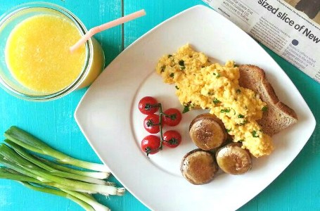  Yuk, Bikin Scrambled Egg Lembut Ala Gordon Ramsay!